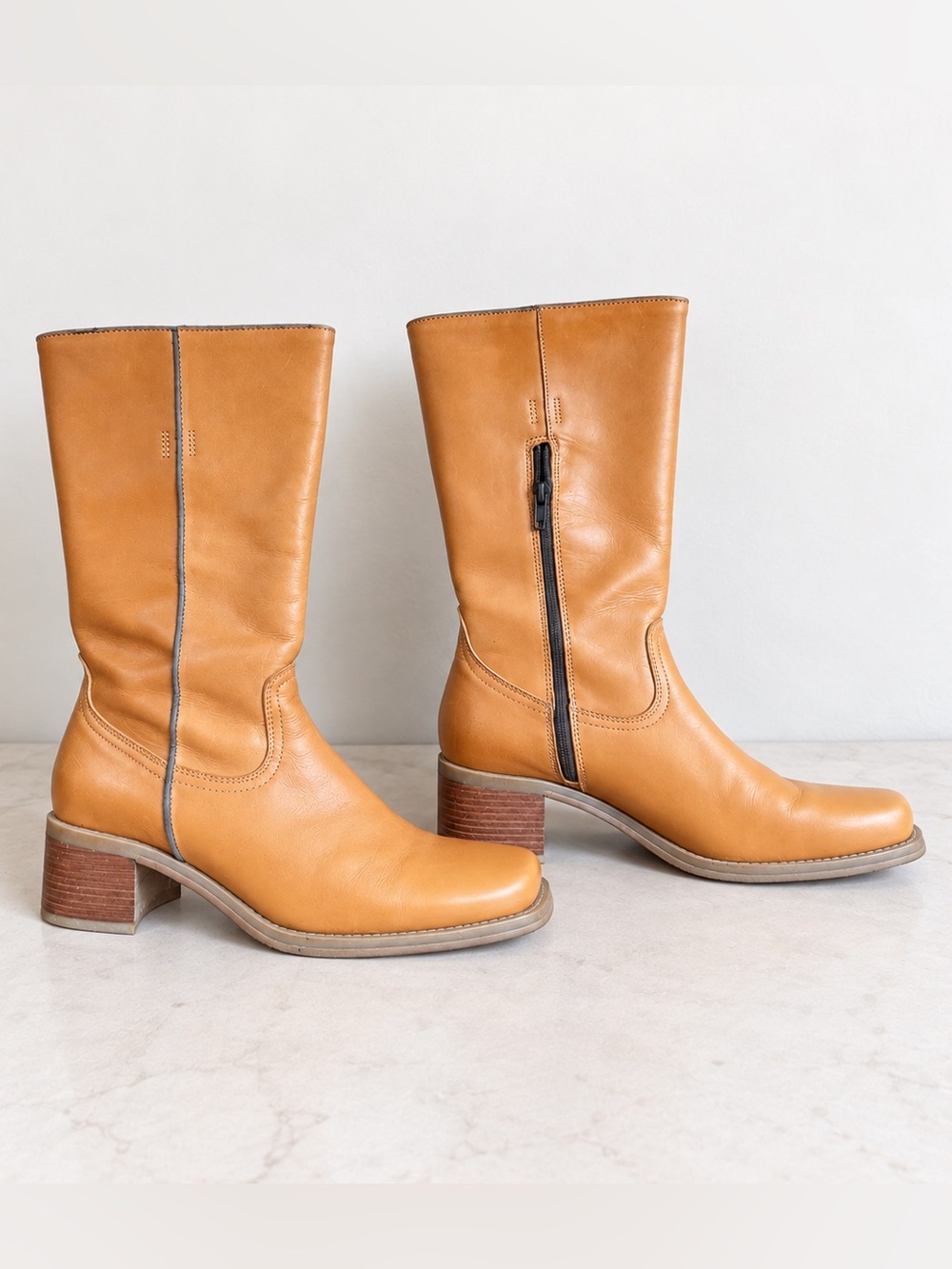 Knee-High Heeled Boots in Brown Like New